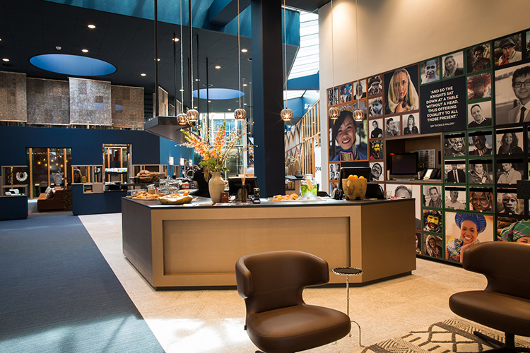 現(xiàn)代辦公家具