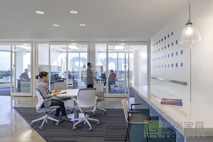 時(shí)尚辦公家具