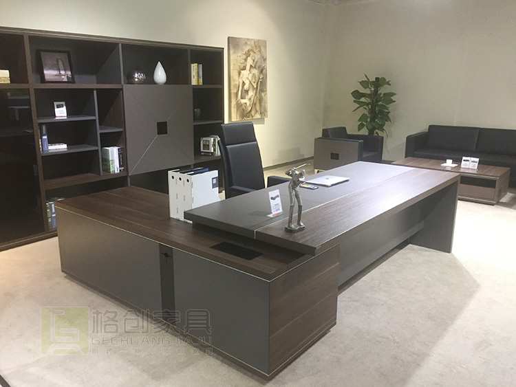 實(shí)木大班臺(tái)