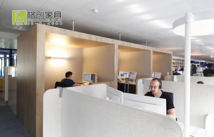 現(xiàn)代辦公家具