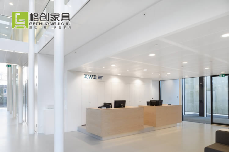 現(xiàn)代辦公家具