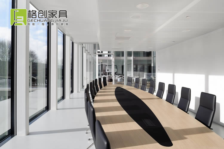 現(xiàn)代辦公家具