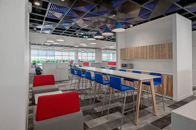 現(xiàn)代辦公家具